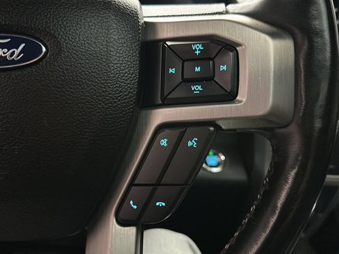 Used 2018 Ford F150 Platinum w/ Equipment Group 701A Luxury AWD/4WD image 28