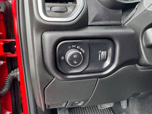 Used 2024 RAM 3500 Big Horn w/ Bed Utility Group AWD/4WD image 17