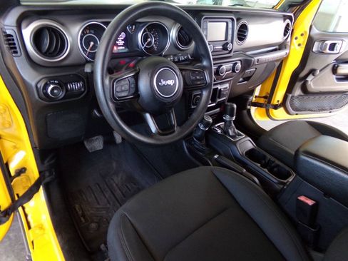 Used 2021 Jeep Wrangler Unlimited Sport AWD/4WD image 16