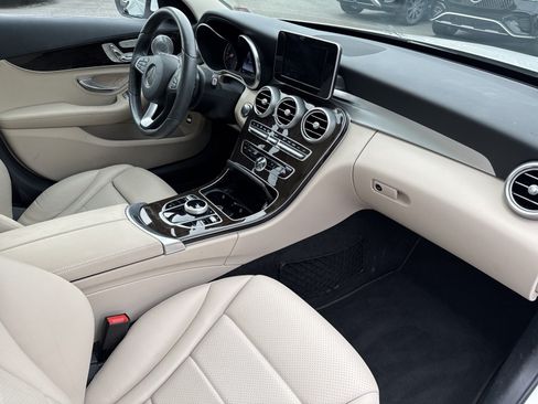 Used 2017 Mercedes-Benz C 300 4MATIC Sedan image 14