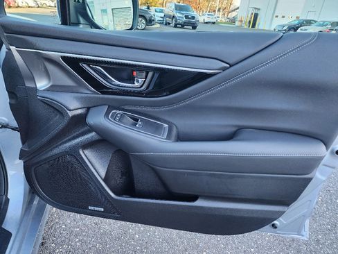 Certified 2025 Subaru Legacy Limited image 27