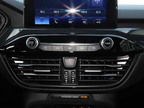 Used 2024 Ford Escape ST-Line FWD image 21