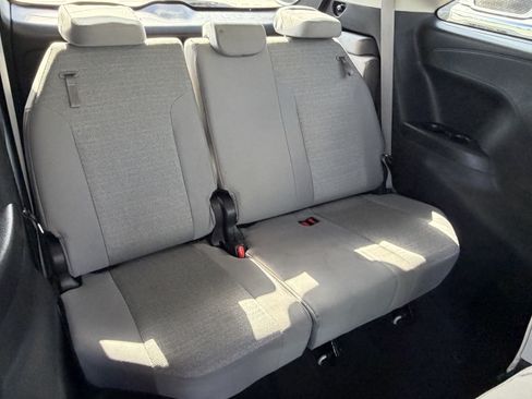 Certified 2025 Toyota Sienna LE FWD image 13