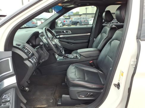 Used 2016 Ford Explorer Sport w/ Equipment Group 401A AWD/4WD image 8