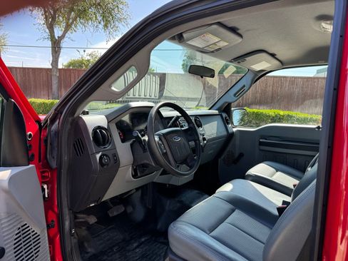 Used 2015 Ford F250 XL RWD image 16