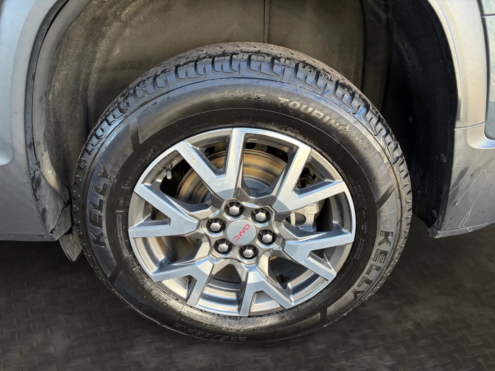 Used 2020 GMC Acadia SLE AWD/4WD image 41