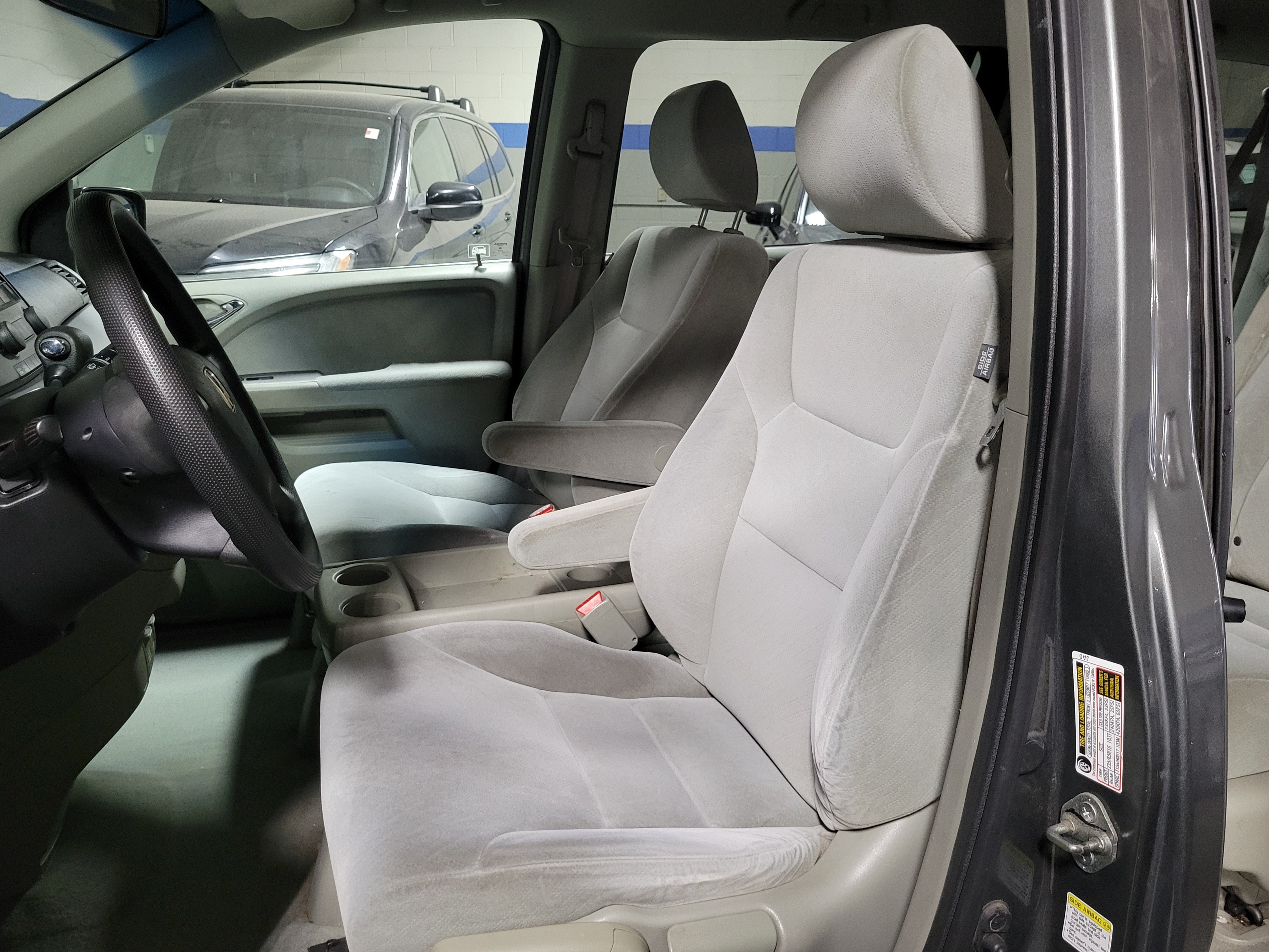 Used 2008 Honda Odyssey LX image 14
