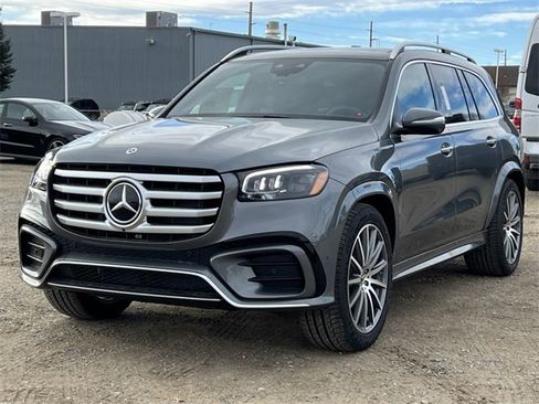 Used 2025 Mercedes-Benz GLS 450 4MATIC image 48