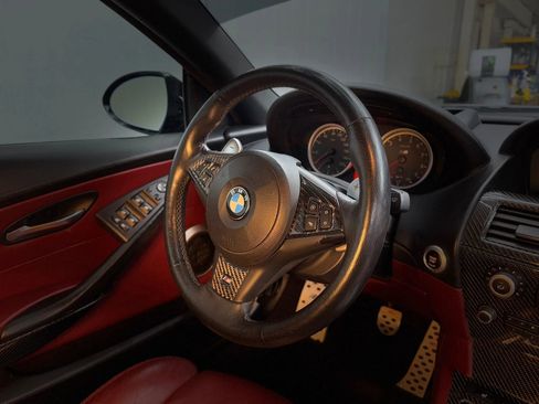 Used 2010 BMW M6 Convertible image 11