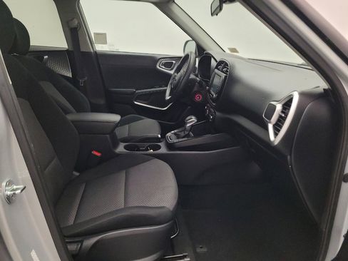Used 2021 Kia Soul LX FWD image 21