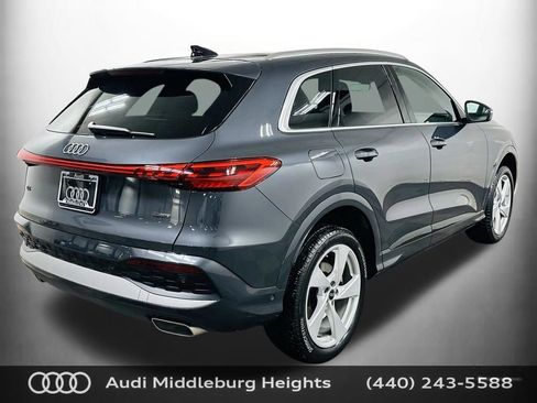 Certified 2025 Audi Q5 Premium Plus w/ Premium Plus AWD/4WD image 8