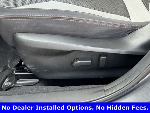 Used 2023 Subaru Crosstrek 2.0i Premium AWD/4WD image 24