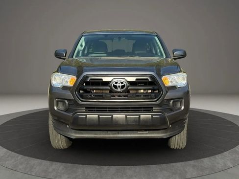 Used 2016 Toyota Tacoma SR w/ SR Convenience Package RWD image 2