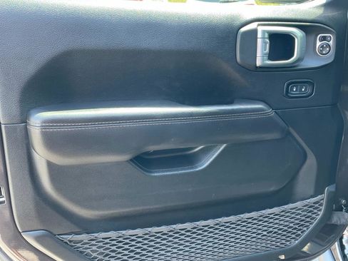 Used 2021 Jeep Wrangler Unlimited Rubicon w/ Trailer Tow Package image 20