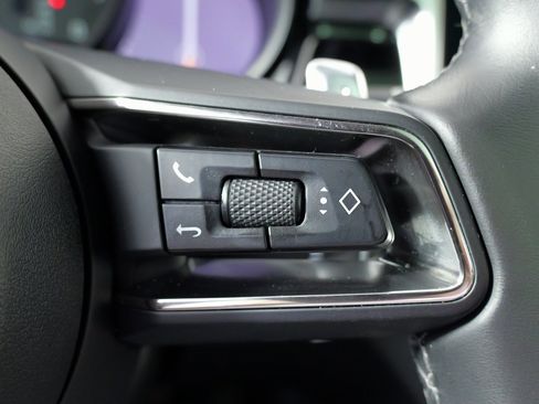 Used 2024 Porsche Macan image 48