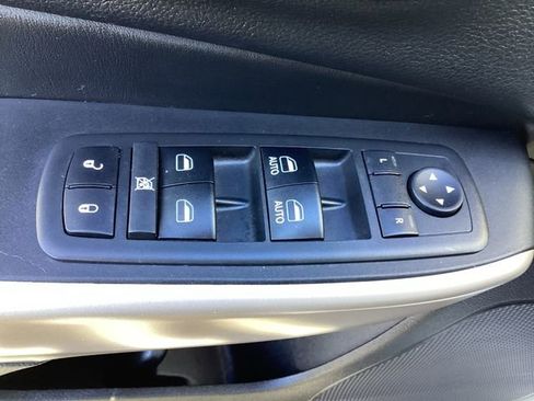 Used 2018 Jeep Cherokee Limited w/ High Altitude Package image 26