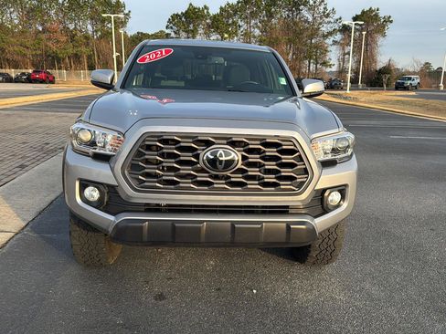 Used 2021 Toyota Tacoma TRD Off-Road image 7