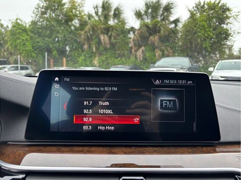 Used 2019 BMW 640i Gran Turismo xDrive w/ M Sport Package image 32