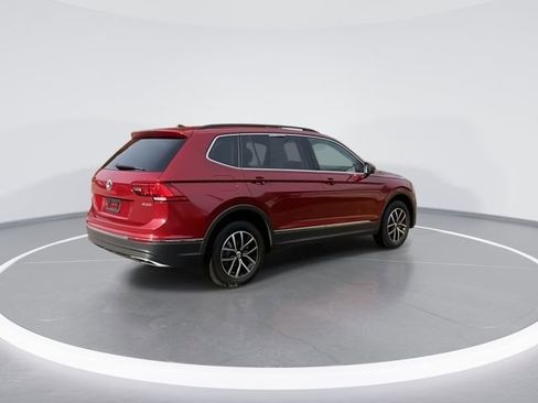 Certified 2021 Volkswagen Tiguan S image 8