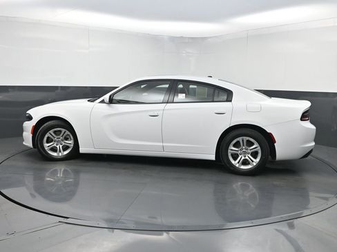 Used 2022 Dodge Charger SXT w/ Leather Interior Group RWD image 42