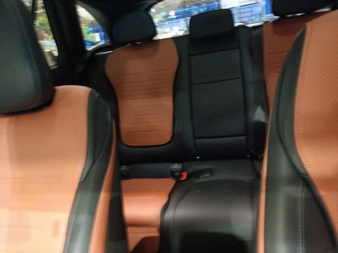 Certified 2025 Mercedes-Benz GLC 350e 4MATIC image 5