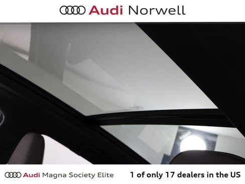 Used 2025 Audi Q5 Premium Plus w/ Premium Plus AWD/4WD image 10
