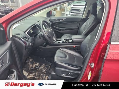 Used 2017 Ford Edge Titanium w/ Equipment Group 301A image 8