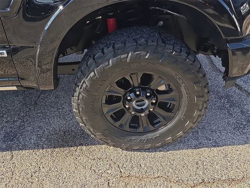 Used 2022 Ford F250 Lariat w/ Tremor Off-Road Package image 20