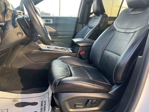 Used 2024 Ford Explorer ST w/ Equipment Group 401A image 24