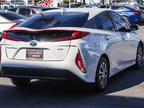 Used 2020 Toyota Prius Prime XLE image 4