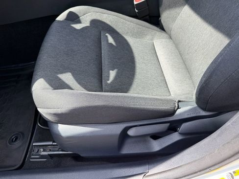 Used 2025 Toyota Camry LE image 25