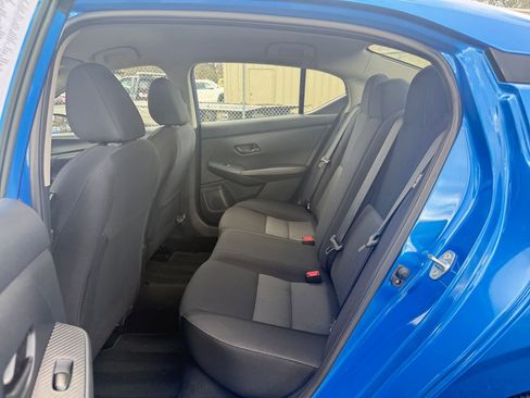 Used 2025 Nissan Sentra SV image 25