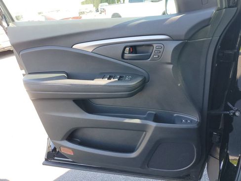 Certified 2024 Honda Passport EX-L image 31