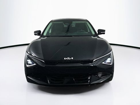 Used 2025 Kia EV6 Wind image 2