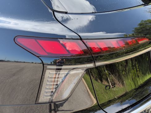 New 2026 Audi Q3 quattro 2.0T AWD/4WD image 10
