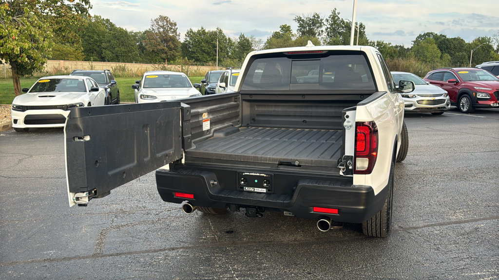 Used 2025 Honda Ridgeline RTL image 9