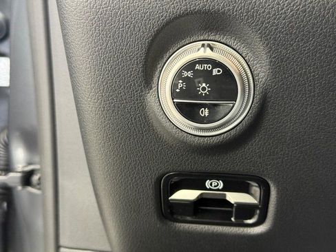 New 2026 Mercedes-Benz C 300 4MATIC Sedan image 17