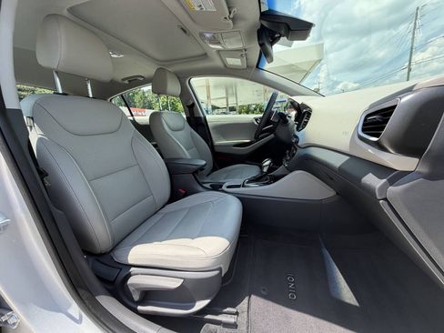Used 2018 Hyundai Ioniq Limited w/ Limited Ultimate Package 03 FWD image 7