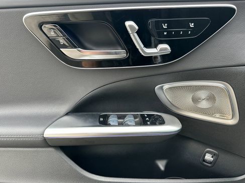 New 2025 Mercedes-Benz C 300 4MATIC Sedan image 11