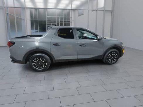 Used 2023 Hyundai Santa Cruz SE AWD/4WD image 9