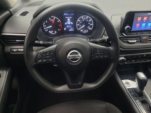 Used 2023 Nissan Altima 2.5 S image 22