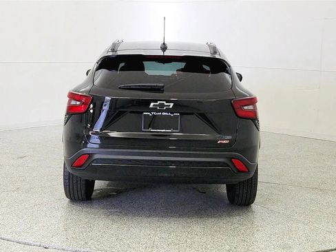 New 2026 Chevrolet Trax RS w/ Driver Confidence Package FWD image 6