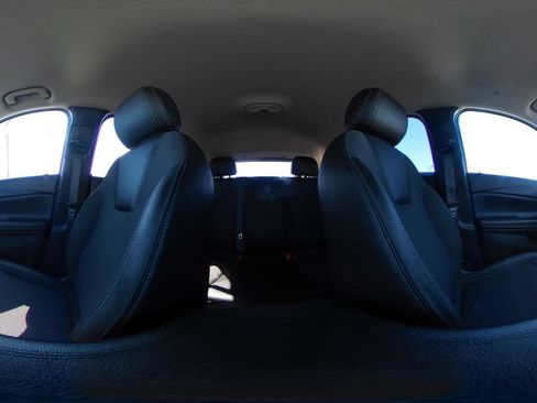 Used 2025 Buick Encore GX Preferred AWD/4WD image 43