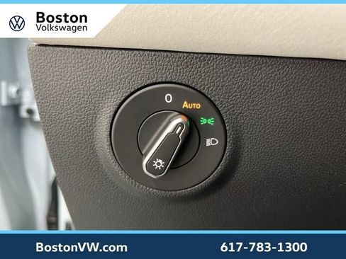 New 2026 Volkswagen Taos SE AWD/4WD image 20