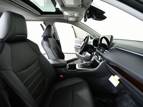 New 2025 Toyota RAV4 Limited image 23