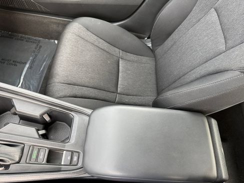 Used 2025 Honda Accord SE image 14