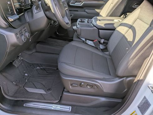 Used 2025 Chevrolet Silverado 2500 LT w/ Trail Boss Package image 18