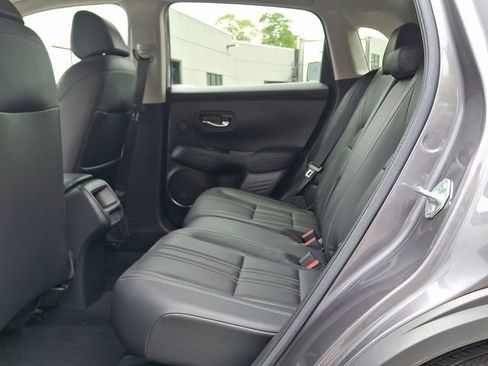 Certified 2024 Honda HR-V EX-L image 10
