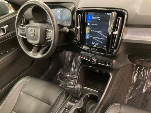 Used 2019 Volvo XC40 T5 Momentum AWD/4WD image 18