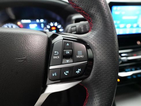 Used 2023 Ford Explorer ST-Line w/ Class IV Trailer Tow Package image 19